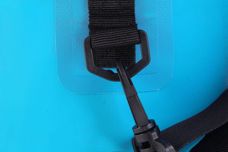 Cressi DRY BAG LIGHT BLUE 10lt - Image 5