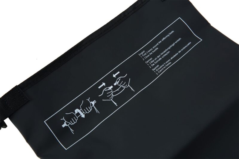 Cressi DRY BAG BLACK WITH ZIP 10 lt - Image 7