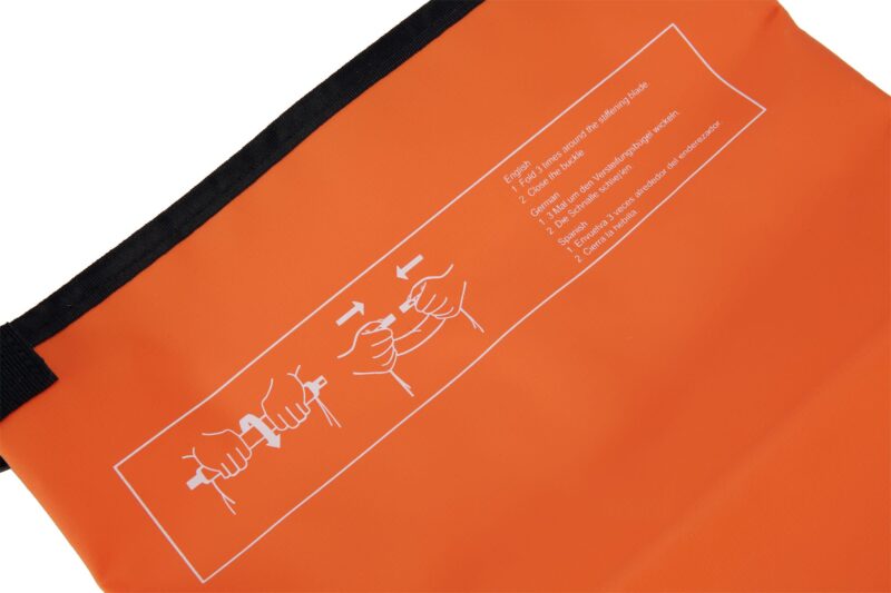 Cressi DRY BAG ORANGE WITH ZIP 10 lt - Image 7