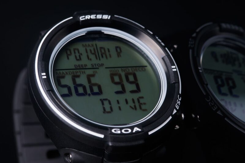 Cressi GOA WATCH COMPUTER BLACK/WHITE - Image 3