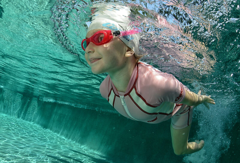 Cressi KIDS SHORTY WETSUIT SHORT SLEEVE PINK Y 7/8 - Image 9