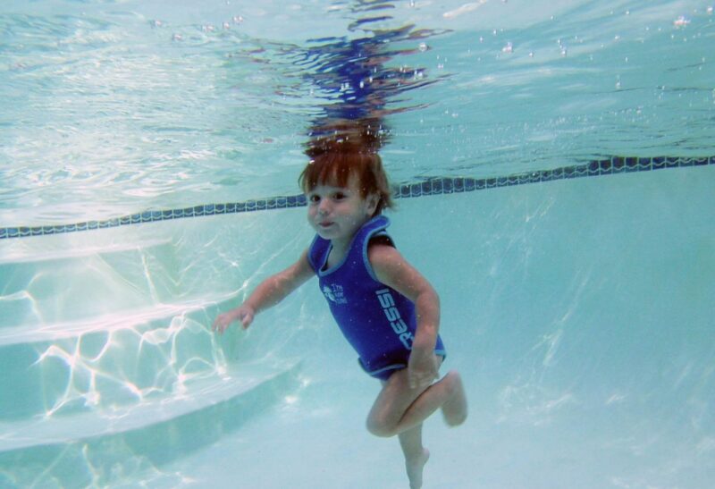 Cressi BABY WARMER WETSUIT BLUE MONTHS 12/18 - Image 8