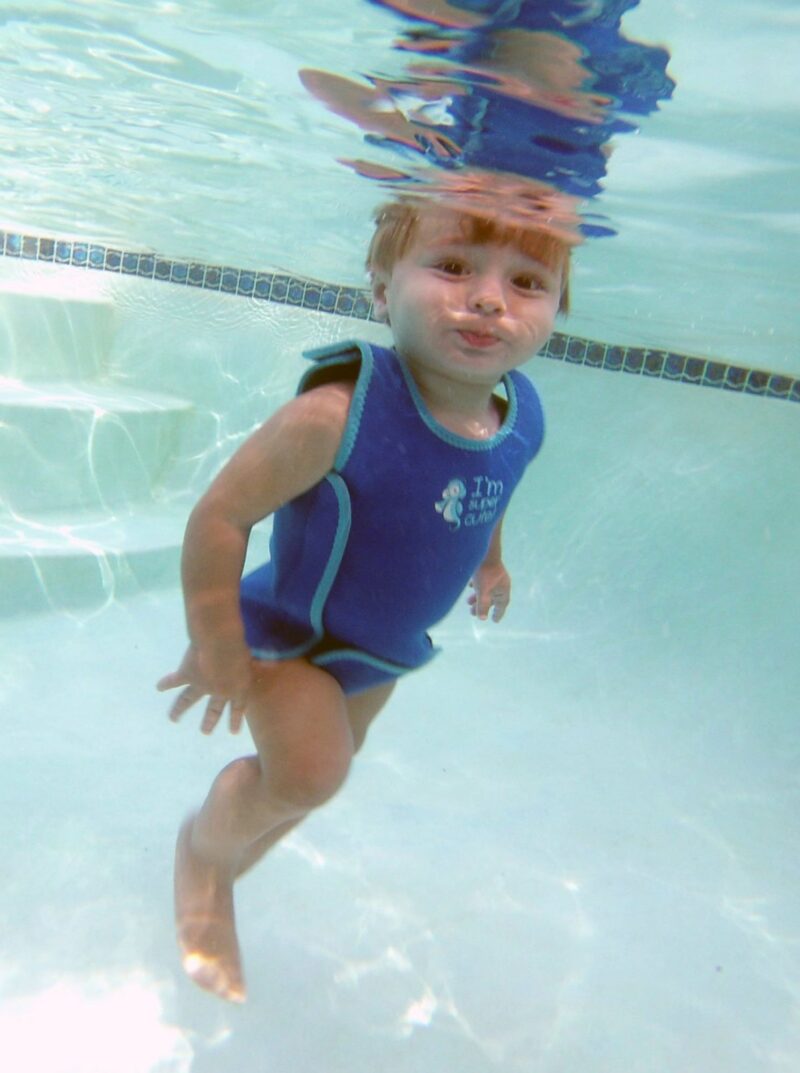 Cressi BABY WARMER WETSUIT BLUE MONTHS 12/18 - Image 10